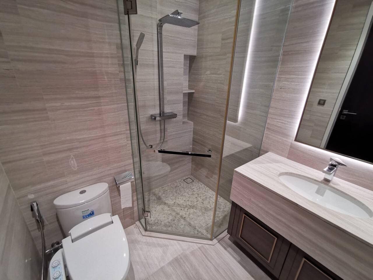 346595978_927605915124369_5122166644849320927_n